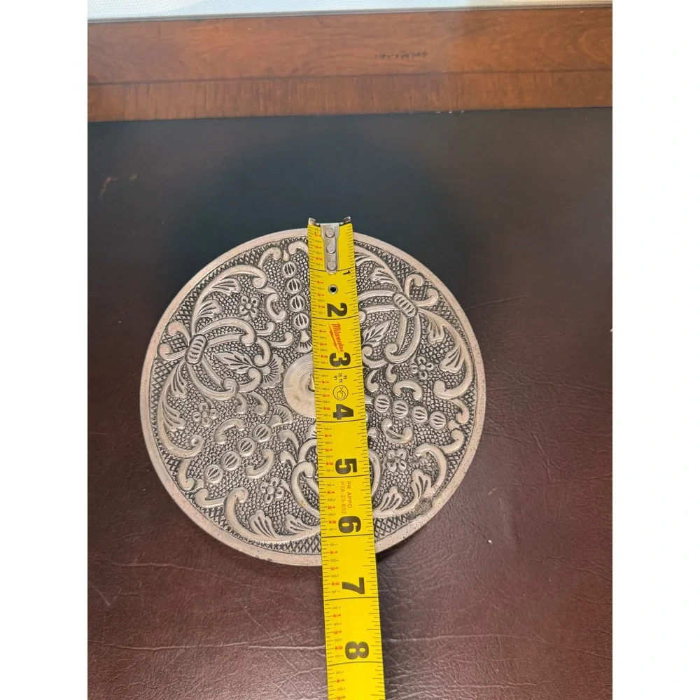 N/A ornate silver